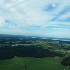 Flugwegposition um 14:30:32: Aufgenommen in der Nähe von Landsberg am Lech, Deutschland in 1107 Meter
